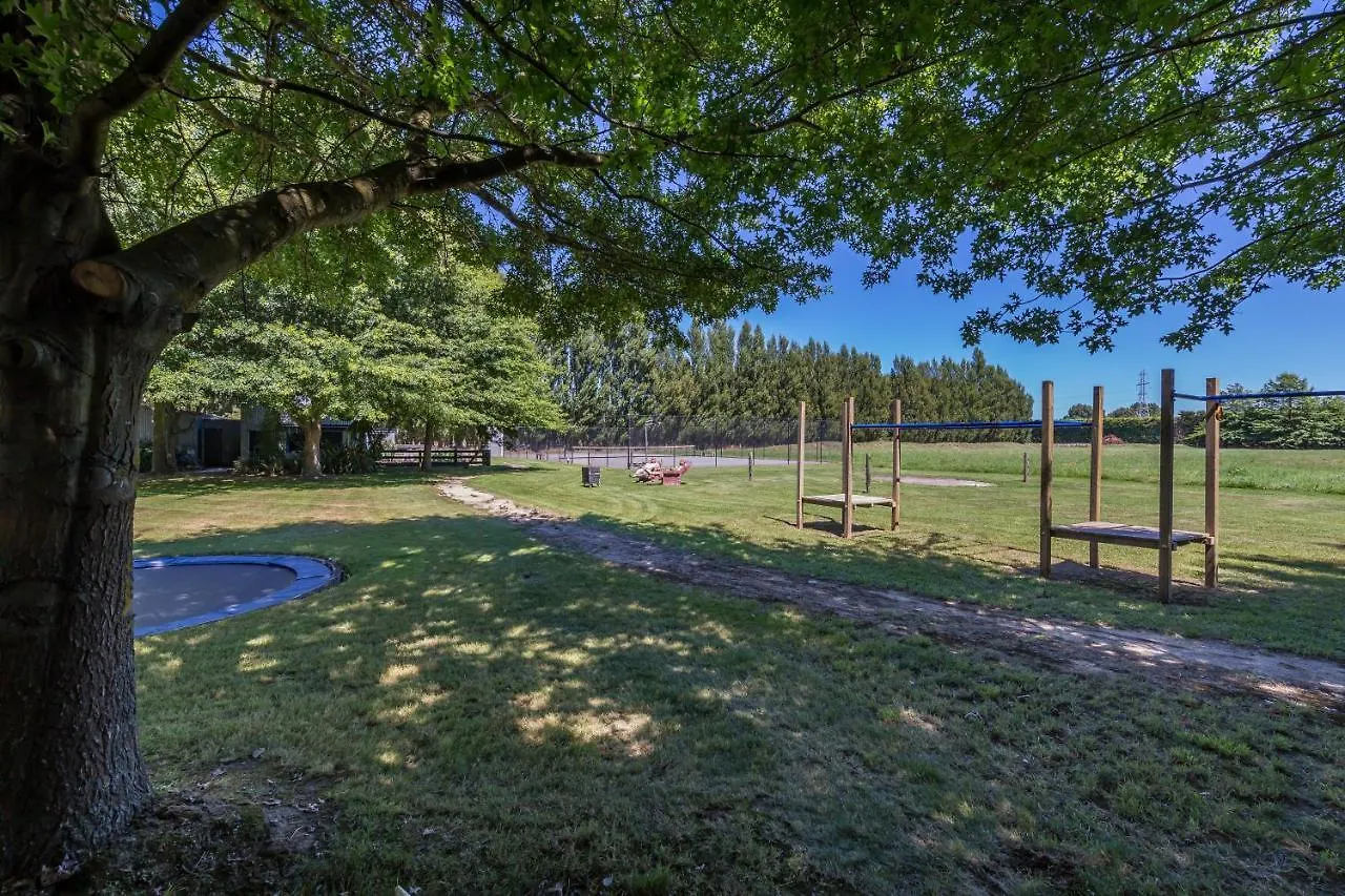 Bond Estate Luxury Accommodation Christchurch Holiday home